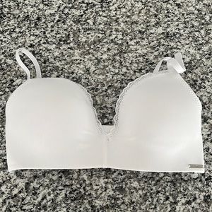 EVER WORN: Nautica WIRE-FREE bra with adjustable straps
